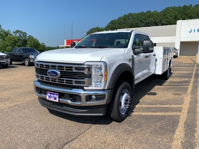 2023 FORD F-550