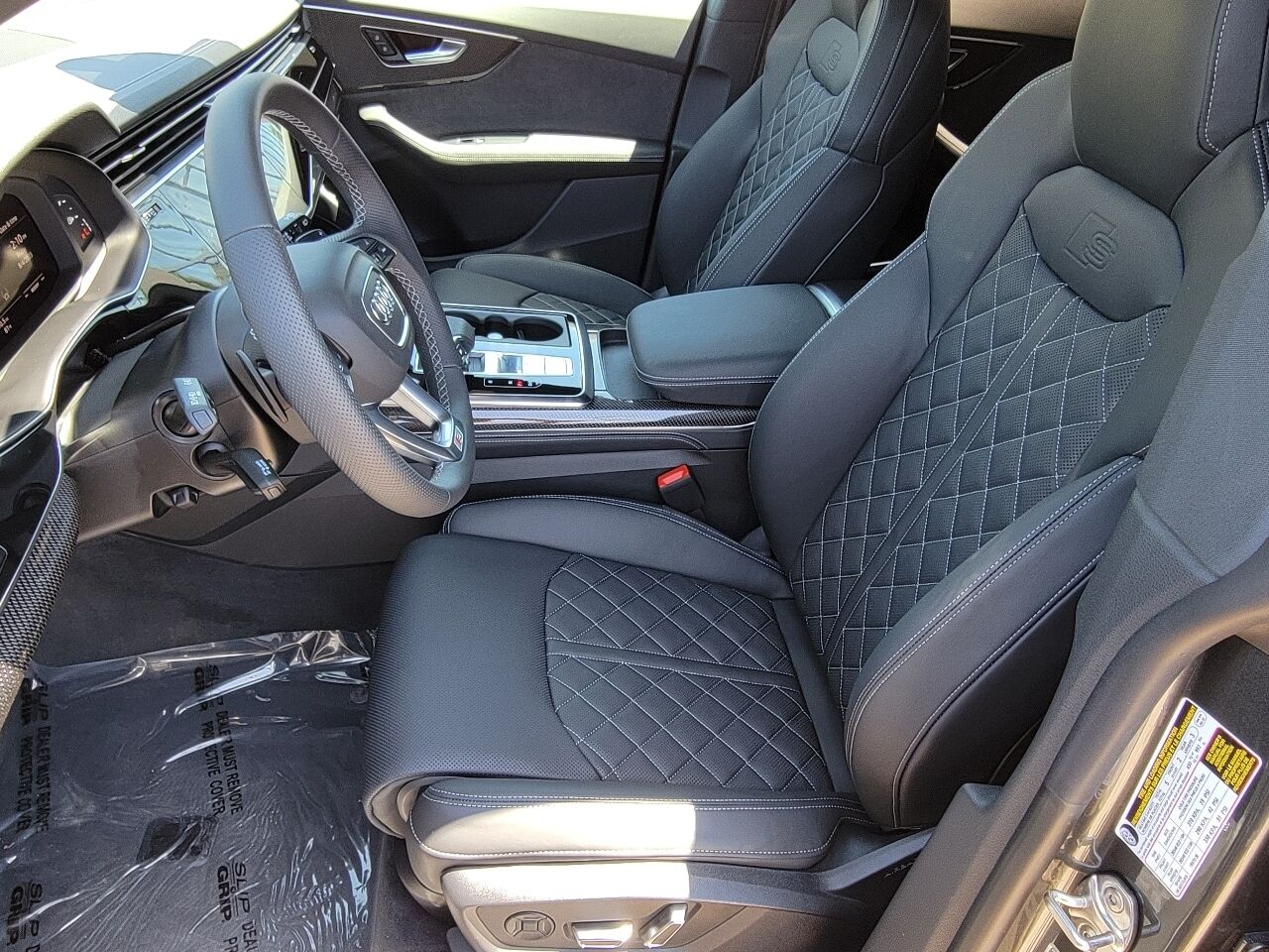 2023 Audi SQ8