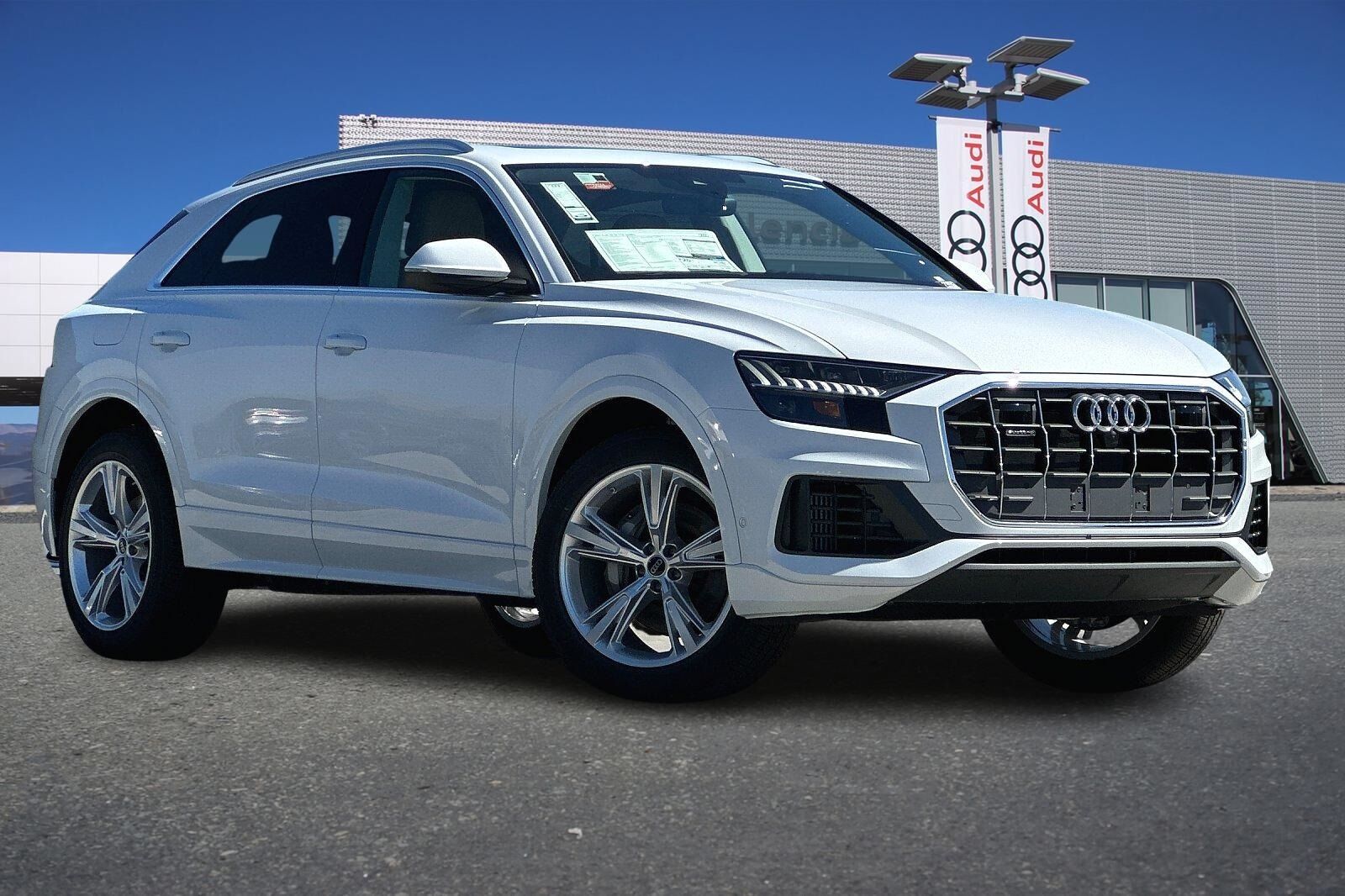 2023 Audi Q8