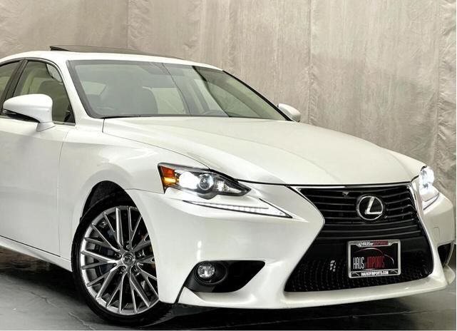 2016 Lexus IS
