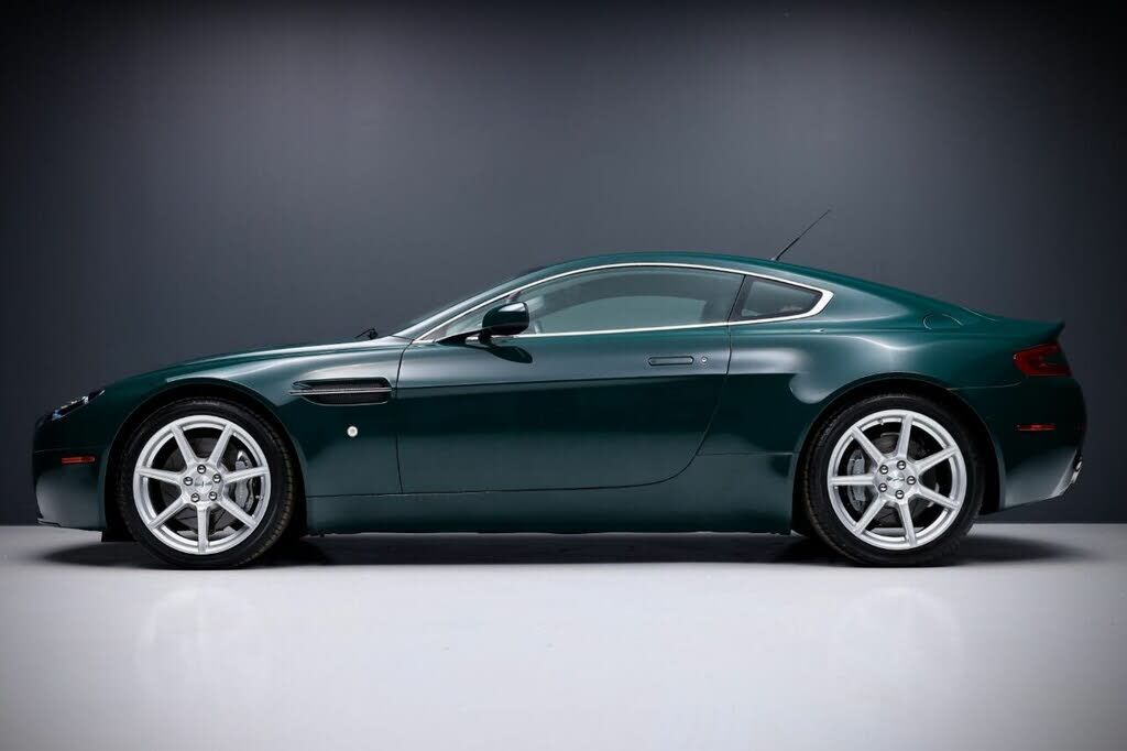 Aston Martin V8 Vantage