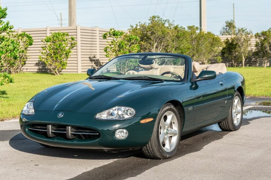 Jaguar XK