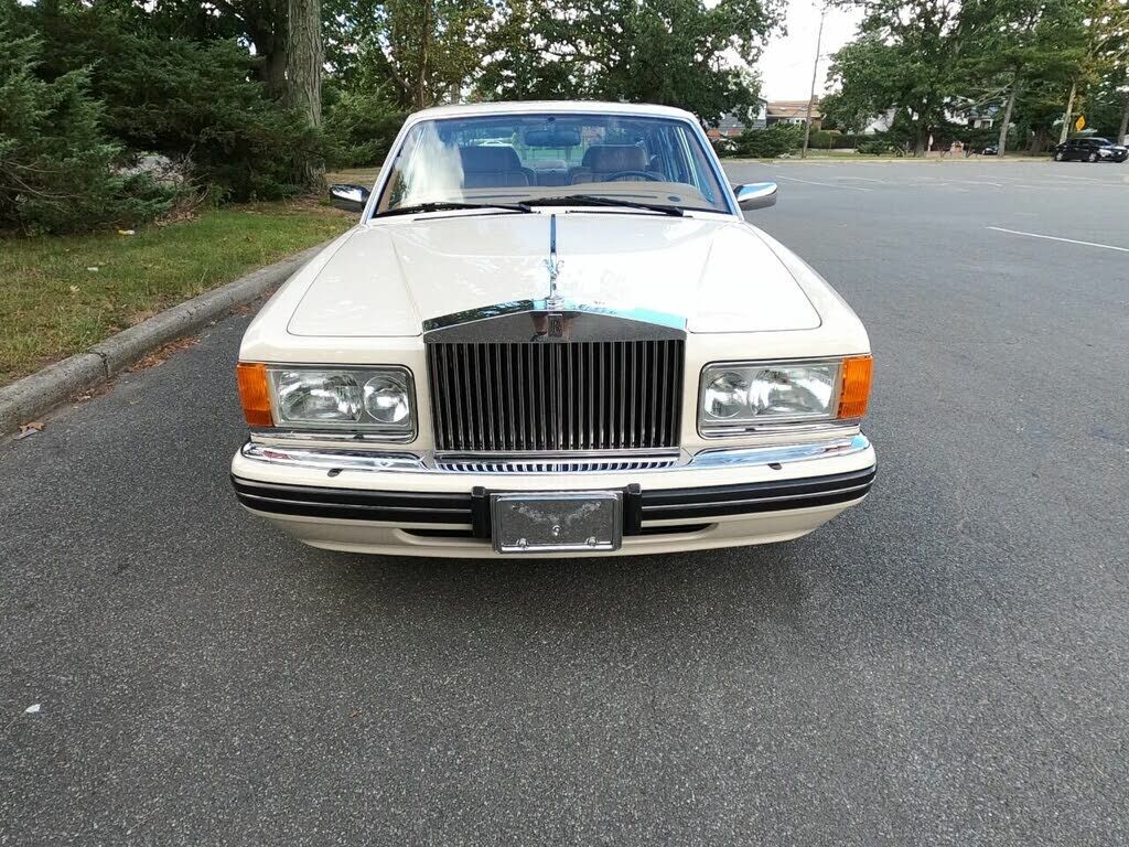 Rolls-Royce Silver Spur