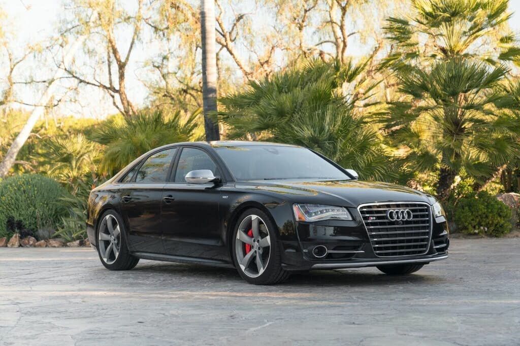 Audi S8