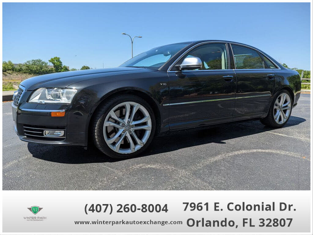 Audi S8