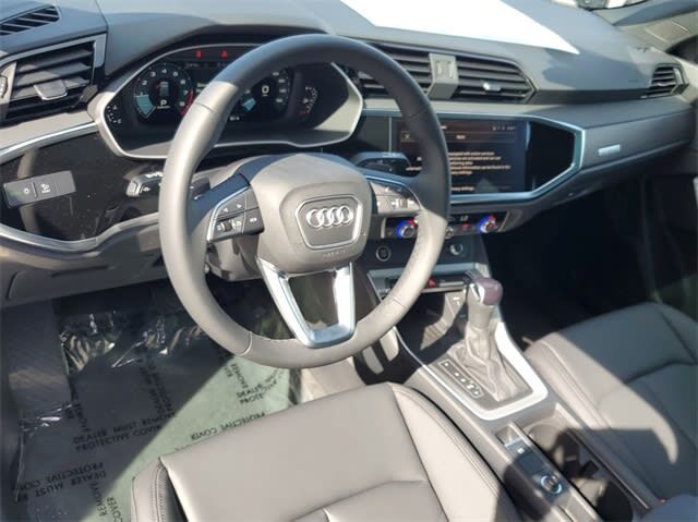 2023 Audi Q3
