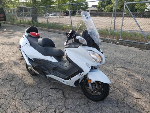 Suzuki AN650L