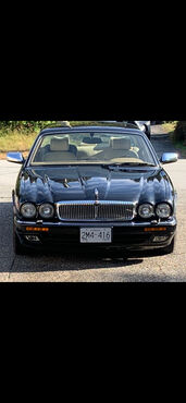 Jaguar Vanden Plas