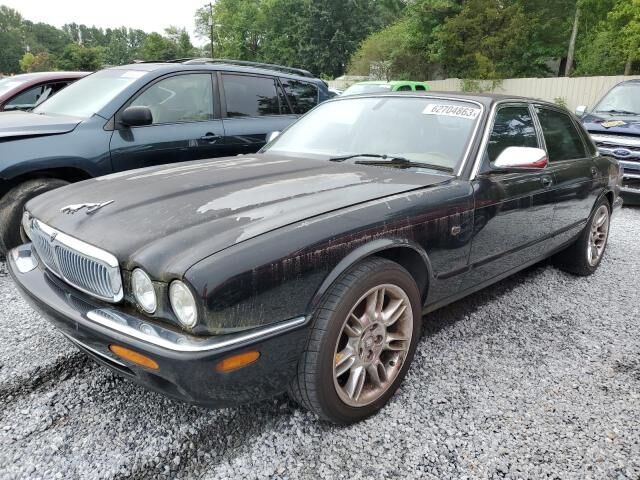 Jaguar XJ8