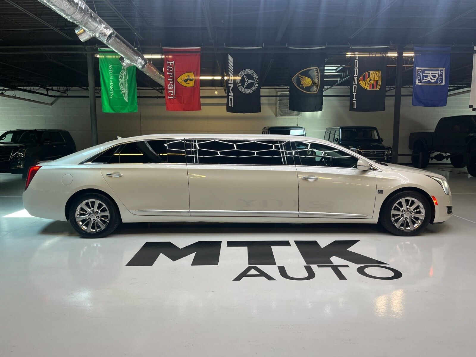 Cadillac Stretch Limousine