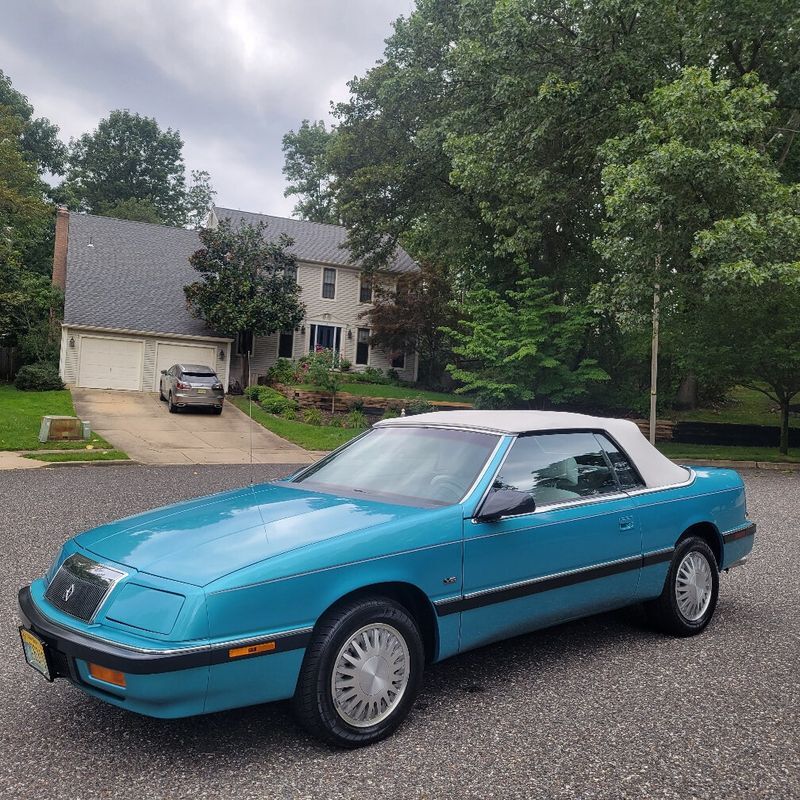 Chrysler LeBaron