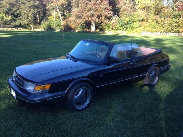 Saab 900