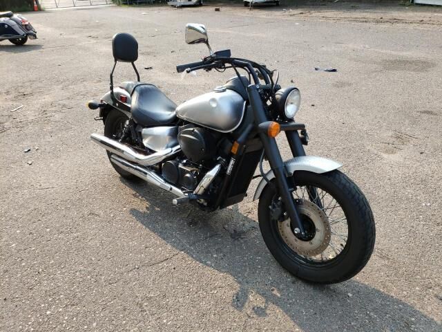 Honda VT750 (Shadow Phantom)