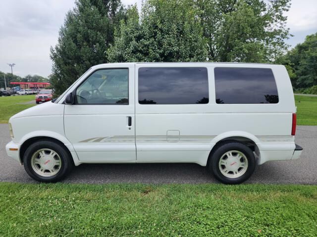 GMC Safari