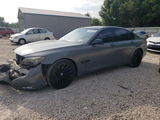BMW 750i