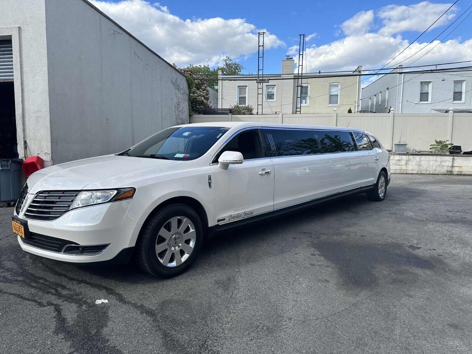 Lincoln MKT