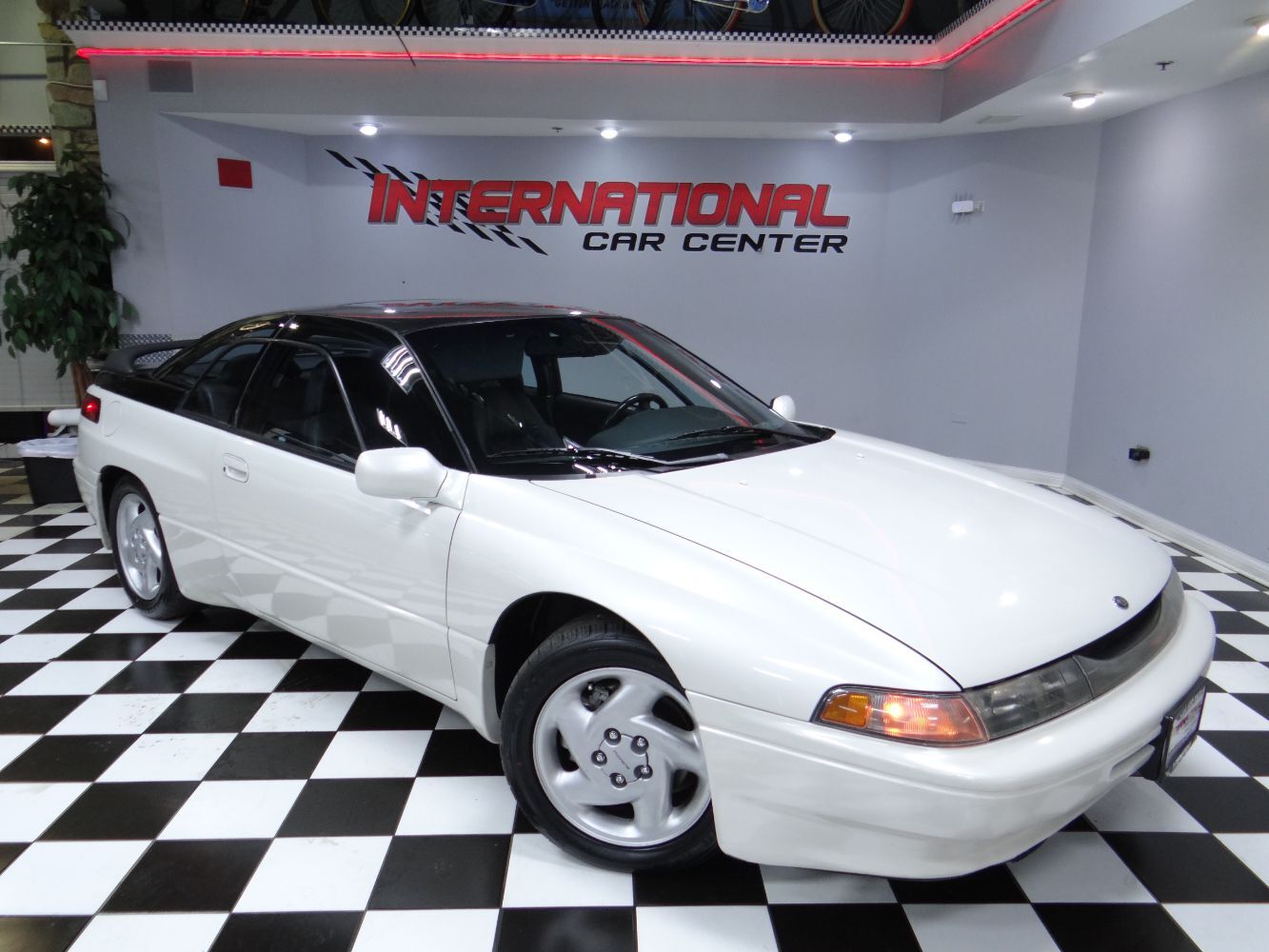 Subaru SVX