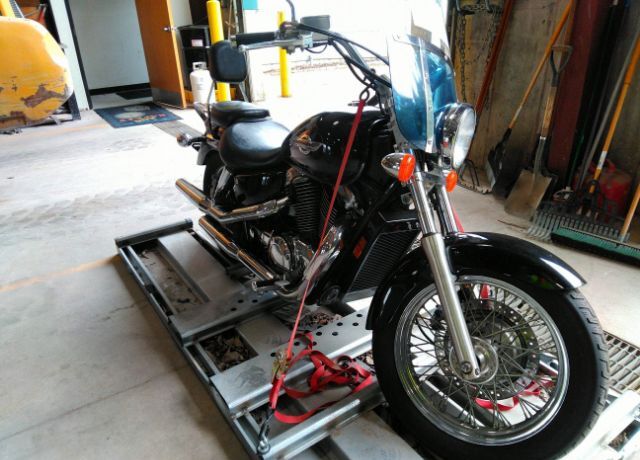 Honda VT1100C2 (SHADOW ACE)