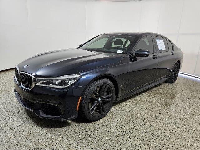 2016 BMW 750i