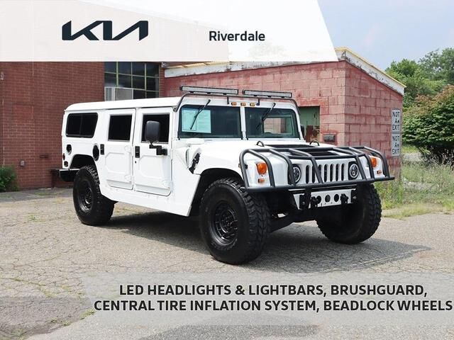 HUMMER H1