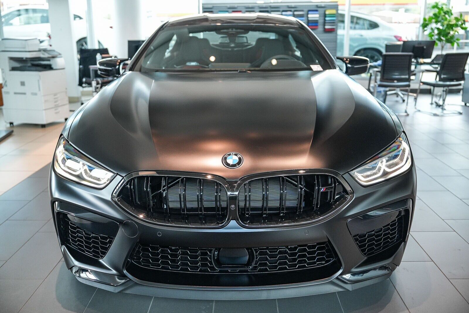 2024 BMW M8