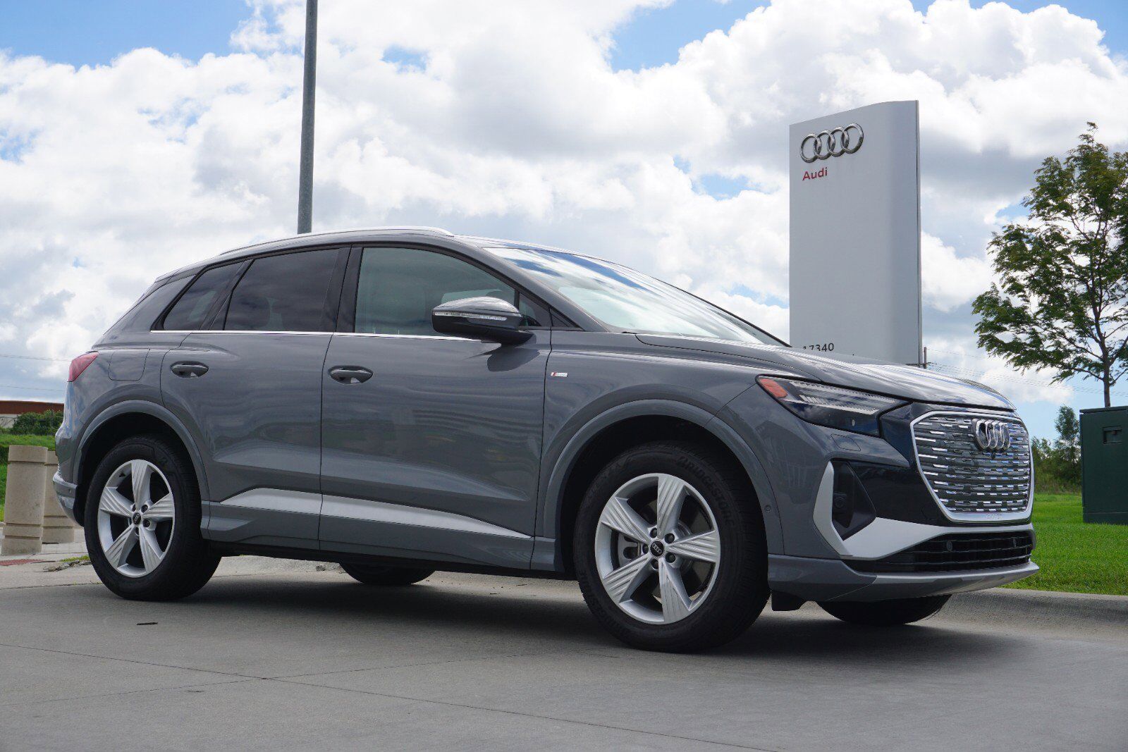 2023 Audi Q4