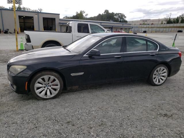 BMW 750i