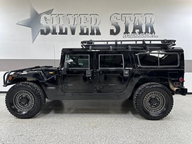 HUMMER H1