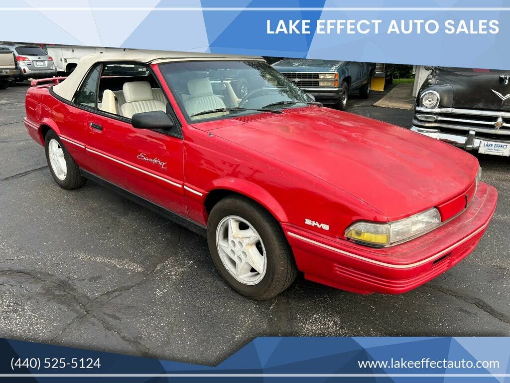 Pontiac Sunbird