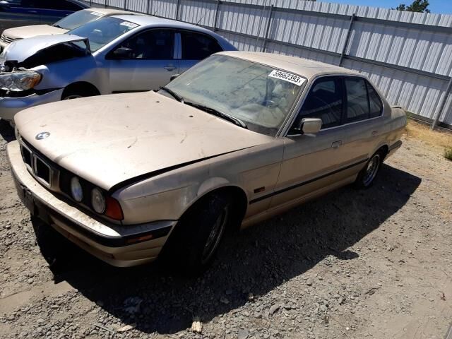 BMW 540i