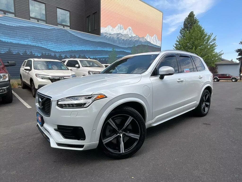 2017 VOLVO XC90