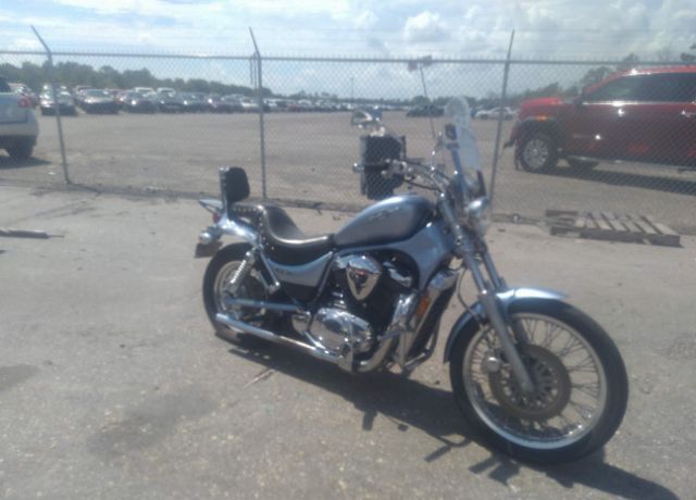Suzuki VS800