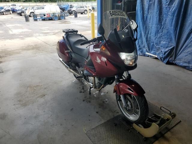 Honda NT700VA/NT700V