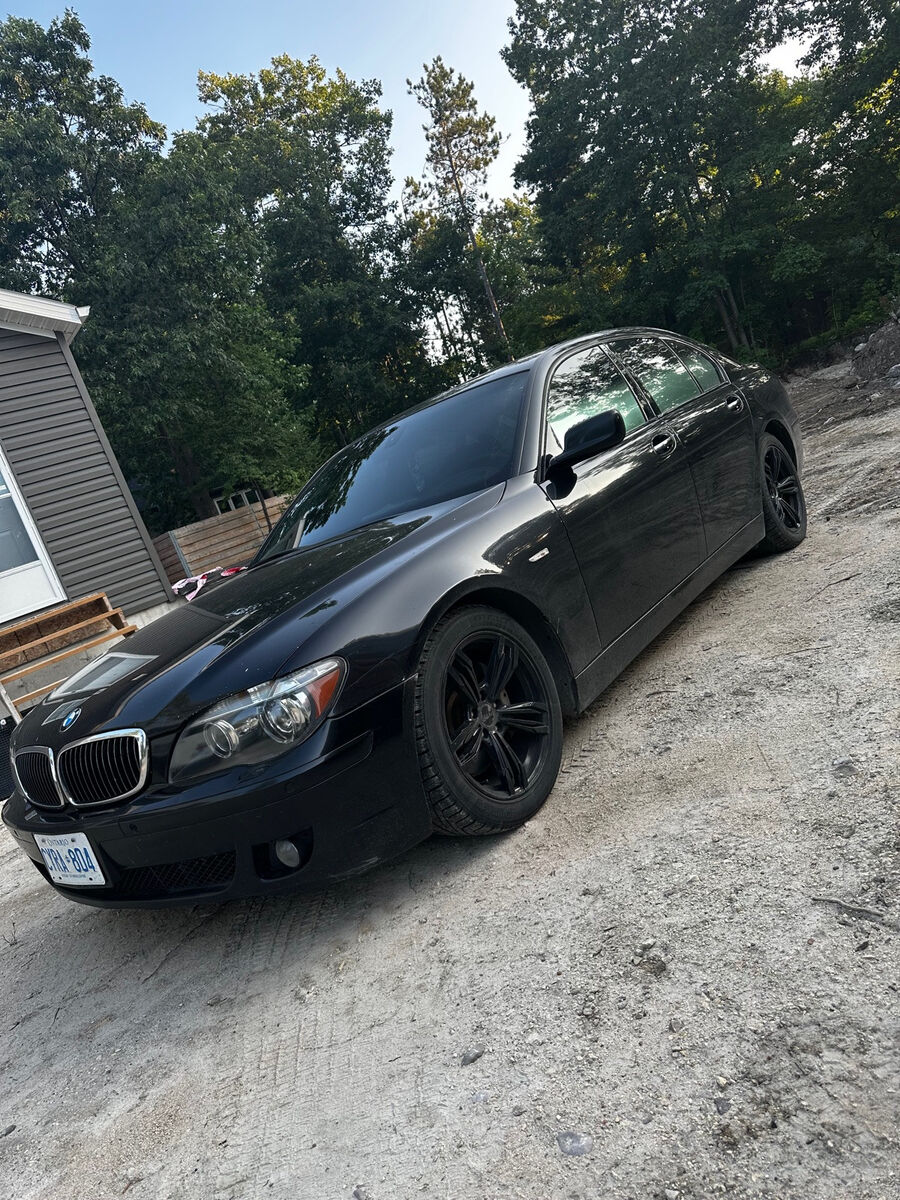 BMW 750i