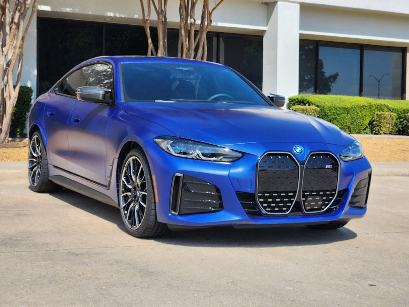 2023 BMW i4