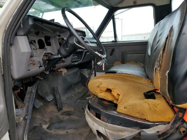 Ford F-800