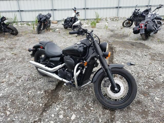 Honda VT750 (Shadow Phantom)