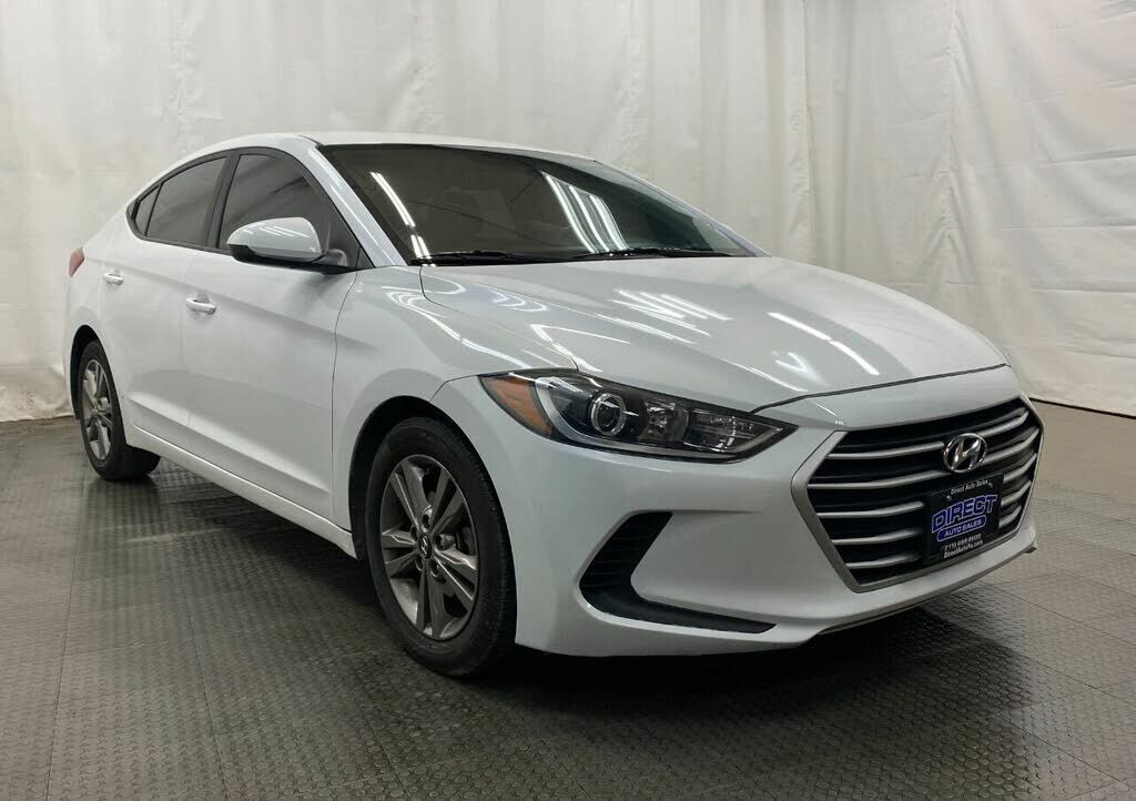 2017 HYUNDAI Elantra