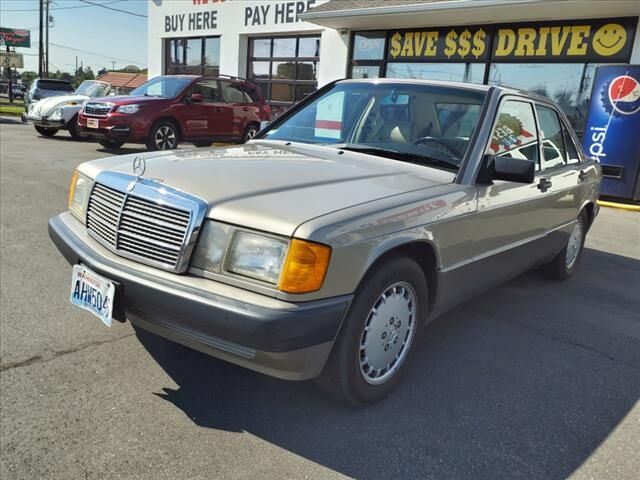 Mercedes-Benz 190