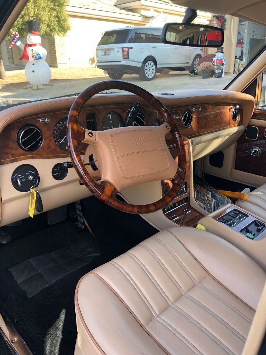 Rolls-Royce Silver Spur