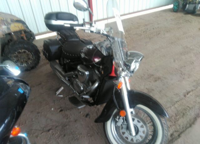 Suzuki VL800TL