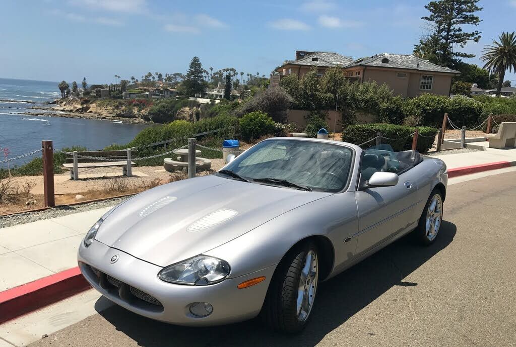 Jaguar XKR
