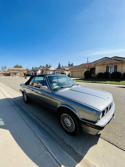 BMW 325i