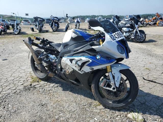 BMW HP4