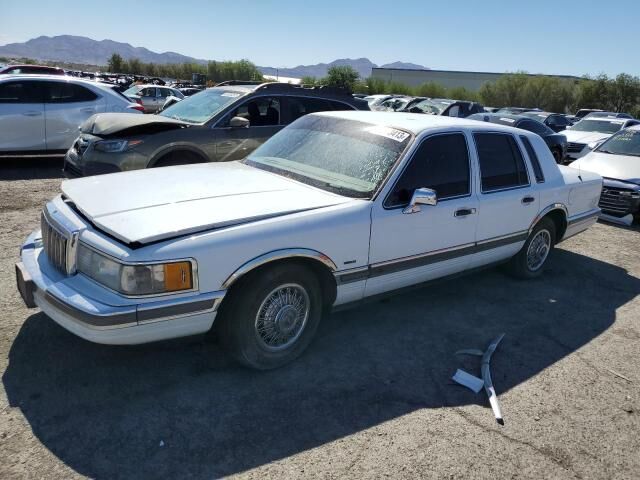 Lincoln Town Car