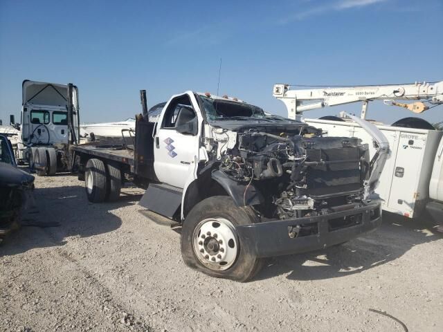 Ford F-750