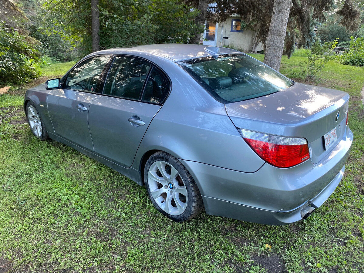 BMW 550i