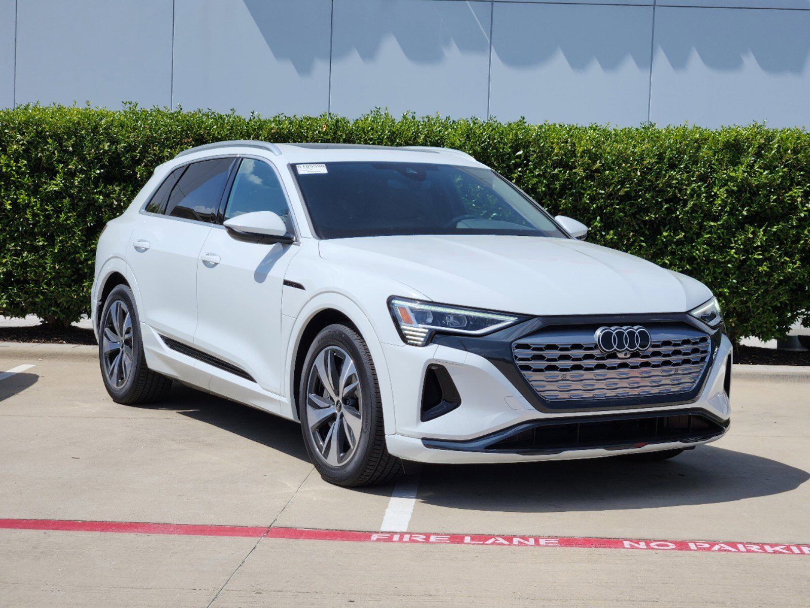 2024 Audi Q8