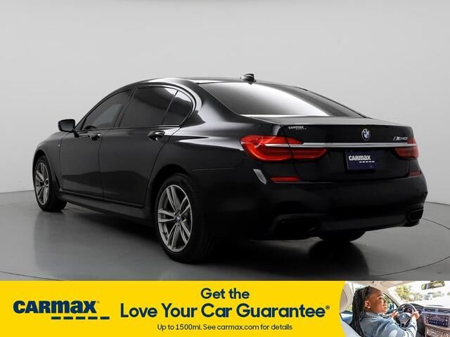 2019 BMW 740i