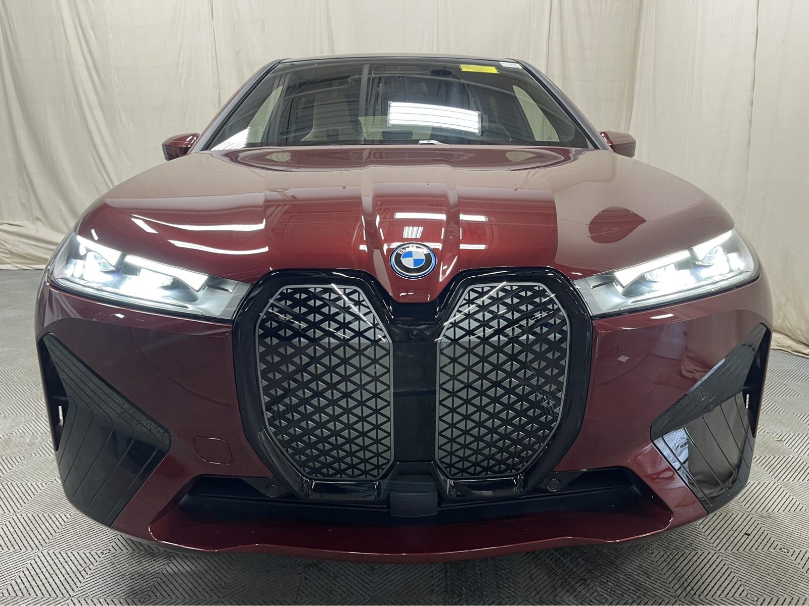 2024 BMW iX